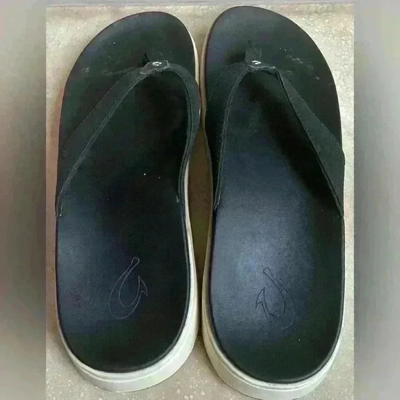 Olukai Women's Nu'a Pi'o Sandals Flip Flop Black/Black Cream 20445-4040; 7 - Picture 2 of 5